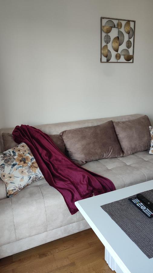 Apartmani Stari Aerodrom Podgorica Luaran gambar